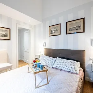 Elegante Casa Ai Piedi Di Piazzale Michelangelo Apartamento Florencia