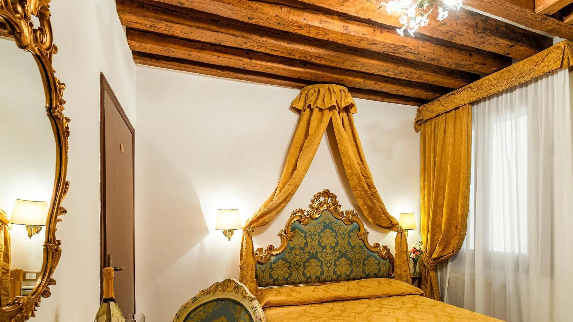 Hotel Al Vagon Veneza 0*,